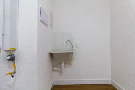 Apartamento para alugar com 41m², 2 quartos e sem vaga Apartamento para alugar com 41m², 2 quartos e sem vagaCozinha e Área de Serviço