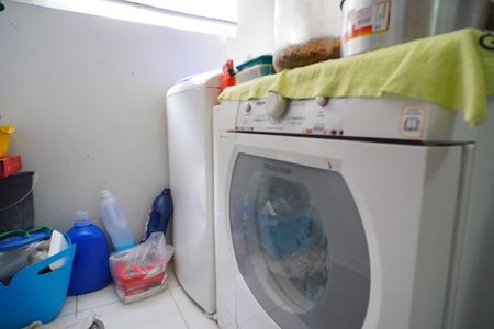 Apartamento à venda com 52m², 2 quartos e 1 vaga Apartamento à venda com 52m², 2 quartos e 1 vagaÁrea de serviço