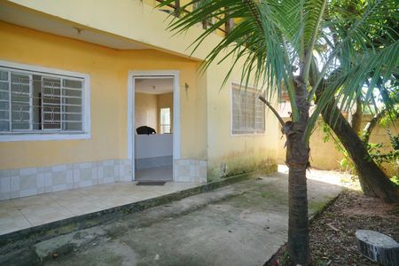 Casa para alugar com 63m², 2 quartos e 1 vagaQuintal