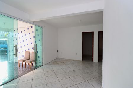 Sala de casa para alugar com 2 quartos, 90m² em Mussurunga, Salvador