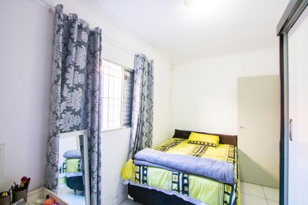 Quarto 2 de casa à venda com 2 quartos, 150m² em Jardim Santo André, Santo André
