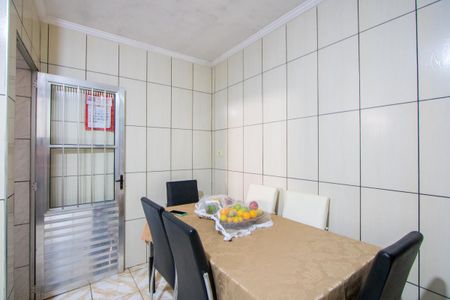 Casa à venda com 150m², 2 quartos e 2 vagasCozinha