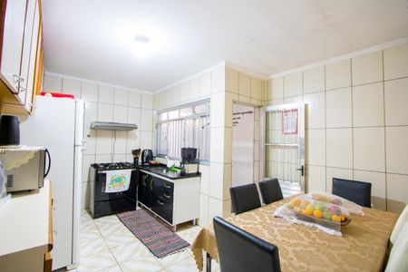 Casa à venda com 150m², 2 quartos e 2 vagasCozinha