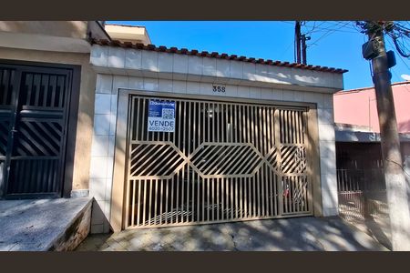 Casa à venda com 150m², 2 quartos e 2 vagasFachada
