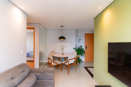 Apartamento para alugar com 44m², 2 quartos e 1 vagaSala