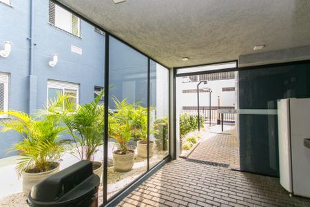 Apartamento para alugar com 48m², 2 quartos e 1 vaga Apartamento para alugar com 48m², 2 quartos e 1 vagaÁrea comum - Churrasqueira