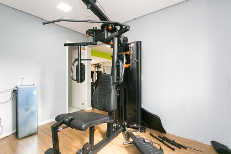 Apartamento para alugar com 48m², 2 quartos e 1 vaga Apartamento para alugar com 48m², 2 quartos e 1 vagaÁrea comum - Academia