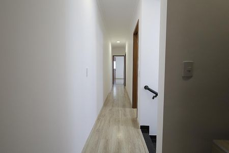 Casa à venda com 310m², 3 quartos e 6 vagas Casa à venda com 310m², 3 quartos e 6 vagasCorredor
