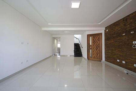 Casa à venda com 310m², 3 quartos e 6 vagas Casa à venda com 310m², 3 quartos e 6 vagasSala