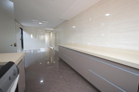 Casa à venda com 310m², 3 quartos e 6 vagas Casa à venda com 310m², 3 quartos e 6 vagasCozinha
