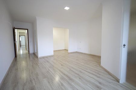 Casa à venda com 310m², 3 quartos e 6 vagas Casa à venda com 310m², 3 quartos e 6 vagasQuarto Suíte