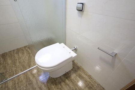 Casa à venda com 310m², 3 quartos e 6 vagas Casa à venda com 310m², 3 quartos e 6 vagasBanheiro 3
