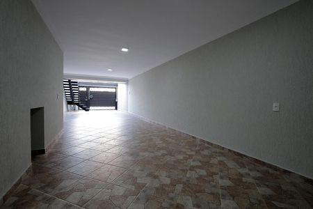 Garagem de casa para alugar com 3 quartos, 310m² em Parque Oratório, Santo André
