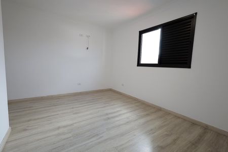 Casa à venda com 310m², 3 quartos e 6 vagas Casa à venda com 310m², 3 quartos e 6 vagasQuarto 3