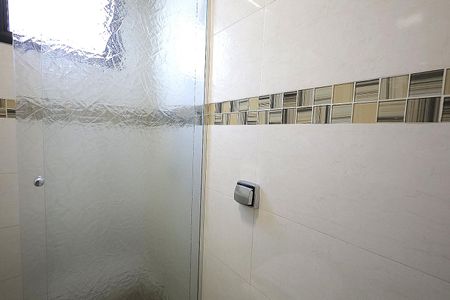 Casa à venda com 310m², 3 quartos e 6 vagas Casa à venda com 310m², 3 quartos e 6 vagasBanheiro 3