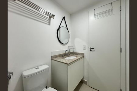 Studio para alugar com 31m², 1 quarto e sem vaga Studio para alugar com 31m², 1 quarto e sem vagaBanheiro