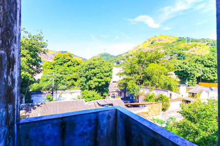 Casa à venda com 89m², 2 quartos e sem vaga Casa à venda com 89m², 2 quartos e sem vagaVaranda