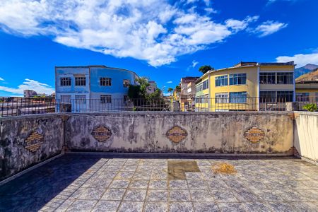 Casa à venda com 89m², 2 quartos e sem vaga Casa à venda com 89m², 2 quartos e sem vagaTerraço