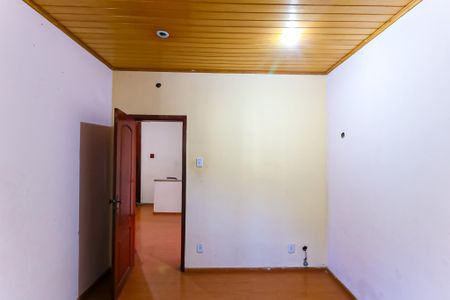 Casa à venda com 89m², 2 quartos e sem vaga Casa à venda com 89m², 2 quartos e sem vagaQuarto