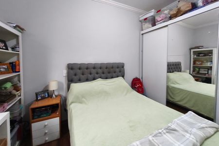 Casa à venda com 166m², 4 quartos e 3 vagas Casa à venda com 166m², 4 quartos e 3 vagasQuarto 2