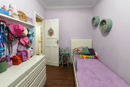 Casa à venda com 166m², 4 quartos e 3 vagas Casa à venda com 166m², 4 quartos e 3 vagasQuarto 1