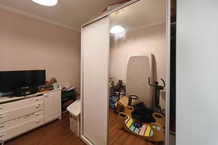 Casa à venda com 166m², 4 quartos e 3 vagas Casa à venda com 166m², 4 quartos e 3 vagasQuarto 3