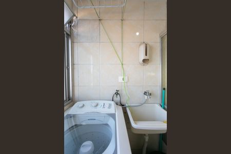 Apartamento à venda com 55m², 3 quartos e 1 vagaÁrea de Serviço