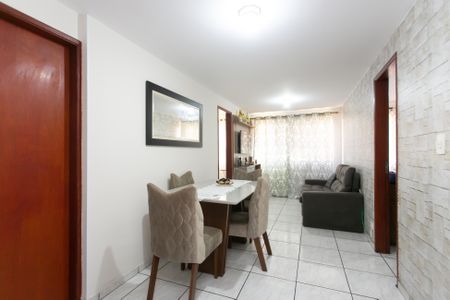 Sala de apartamento à venda com 3 quartos, 55m² em Guaianases, São Paulo