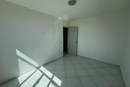 Apartamento à venda com 195m², 3 quartos e 1 vaga Apartamento à venda com 195m², 3 quartos e 1 vagaQuarto 2