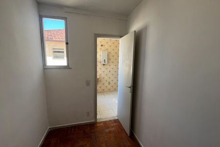 Apartamento à venda com 195m², 3 quartos e 1 vaga Apartamento à venda com 195m², 3 quartos e 1 vagaQuarto de ServiçoCobertura