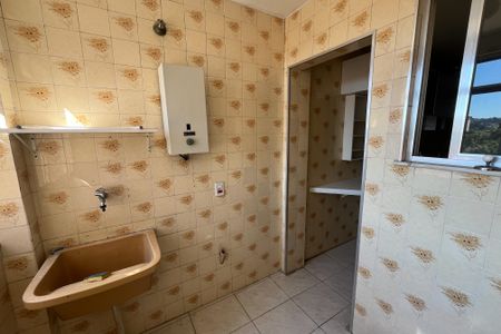 Apartamento à venda com 195m², 3 quartos e 1 vaga Apartamento à venda com 195m², 3 quartos e 1 vagaÁrea de Serviço