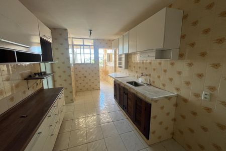 Apartamento à venda com 195m², 3 quartos e 1 vaga Apartamento à venda com 195m², 3 quartos e 1 vagaCozinha