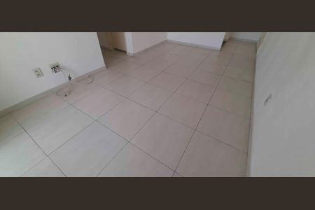 Apartamento à venda com 65m², 3 quartos e 1 vaga Apartamento à venda com 65m², 3 quartos e 1 vagaSala