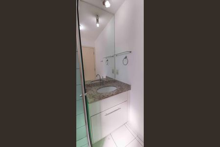 Apartamento à venda com 65m², 3 quartos e 1 vaga Apartamento à venda com 65m², 3 quartos e 1 vagaBanheiro da Suíte
