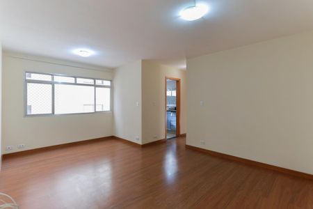 Apartamento para alugar com 67m², 2 quartos e 1 vaga Apartamento para alugar com 67m², 2 quartos e 1 vagaSala