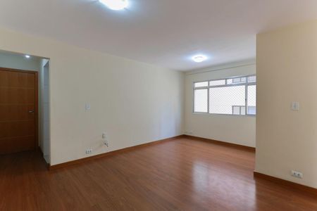 Apartamento para alugar com 67m², 2 quartos e 1 vaga Apartamento para alugar com 67m², 2 quartos e 1 vagaSala