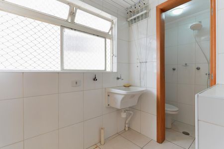 Apartamento para alugar com 67m², 2 quartos e 1 vaga Apartamento para alugar com 67m², 2 quartos e 1 vagaÁrea de serviço