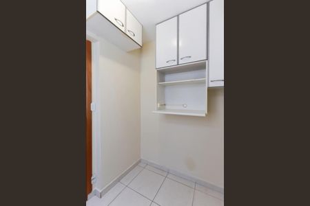 Apartamento para alugar com 67m², 2 quartos e 1 vaga Apartamento para alugar com 67m², 2 quartos e 1 vagaQuarto de serviço