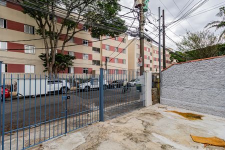 Casa para alugar com 39m², 1 quarto e 1 vaga Casa para alugar com 39m², 1 quarto e 1 vagaGaragem