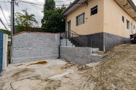 Casa para alugar com 39m², 1 quarto e 1 vaga Casa para alugar com 39m², 1 quarto e 1 vagaGaragem