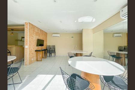 Apartamento à venda com 44m², 2 quartos e 1 vagaÁrea comum - Salão de festas