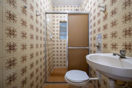 Banheiro de casa para alugar com 1 quarto, 55m² em Americanópolis, São Paulo