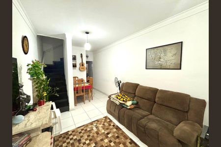 Sala de casa à venda com 2 quartos, 63m² em Burgo Paulista, São Paulo