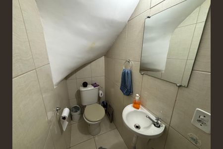 Casa à venda com 63m², 2 quartos e 1 vaga Casa à venda com 63m², 2 quartos e 1 vagaBanheiro 1