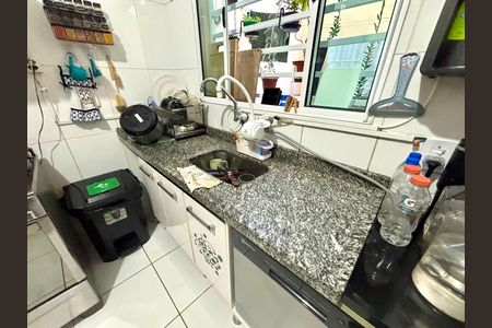 Casa à venda com 63m², 2 quartos e 1 vaga Casa à venda com 63m², 2 quartos e 1 vagaCozinha