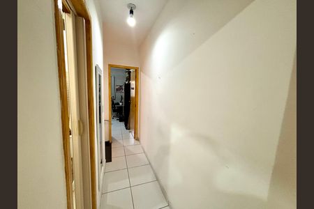 Casa à venda com 63m², 2 quartos e 1 vaga Casa à venda com 63m², 2 quartos e 1 vagaCorredor