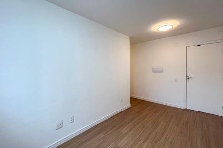 Sala de apartamento para alugar com 2 quartos, 44m² em Parque Bristol, São Paulo