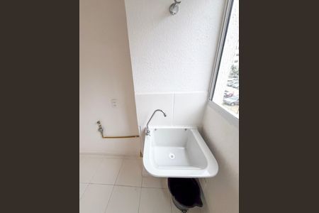 Área de Serviço de apartamento para alugar com 2 quartos, 44m² em Parque Bristol, São Paulo