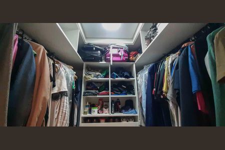 Apartamento para alugar com 108m², 3 quartos e 2 vagas Apartamento para alugar com 108m², 3 quartos e 2 vagasClosed da Suíte