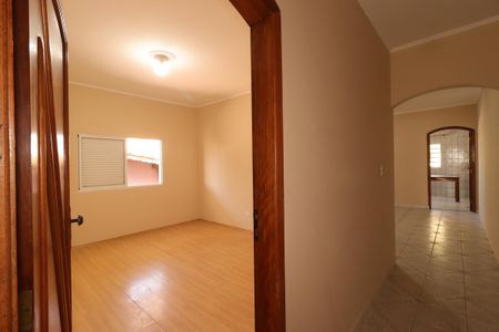 Casa para alugar com 150m², 3 quartos e sem vagaCorredor